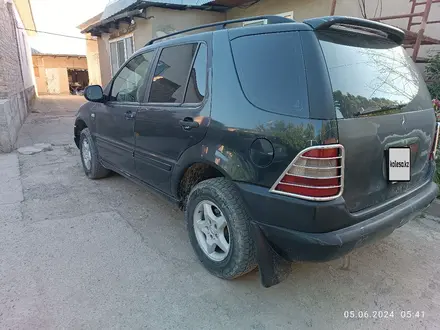 Mercedes-Benz ML 320 2000 года за 2 700 000 тг. в Каскелен – фото 4