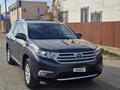 Toyota Highlander 2013 года за 9 500 000 тг. в Атырау – фото 2