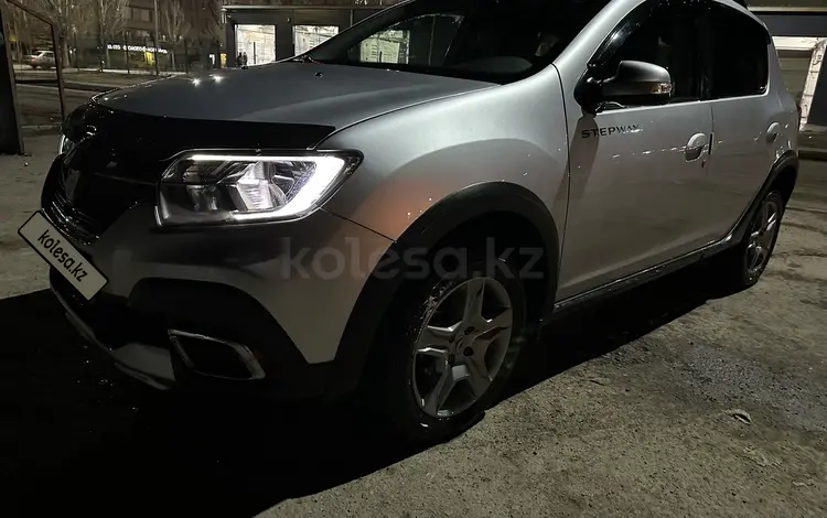 Renault Sandero Stepway 2021 года за 6 900 000 тг. в Астана