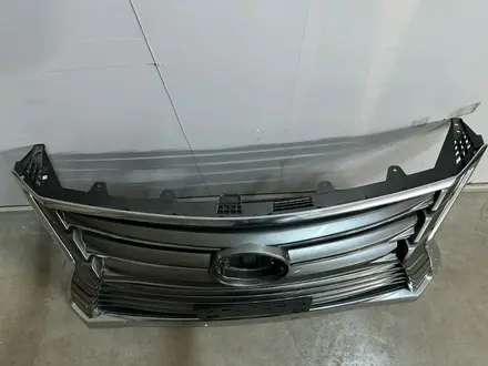 Решетка радиатора на Lexus 570 за 100 000 тг. в Алматы – фото 3