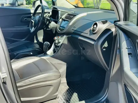 Chevrolet Tracker 2014 года за 4 850 000 тг. в Петропавловск – фото 18
