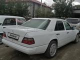 Mercedes-Benz E 300 1993 годаfor1 500 000 тг. в Актобе – фото 2