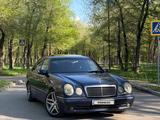 Mercedes-Benz E 230 1998 года за 2 700 000 тг. в Алматы