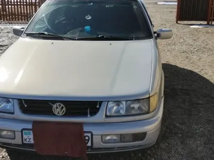 Volkswagen Passat 1994 года за 1 700 000 тг. в Талдыкорган – фото 2