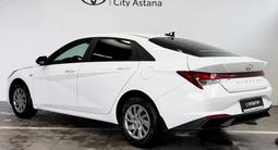 Hyundai Elantra 2022 года за 8 950 000 тг. в Астана – фото 2