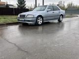 Mercedes-Benz C 200 1993 года за 2 000 000 тг. в Астана