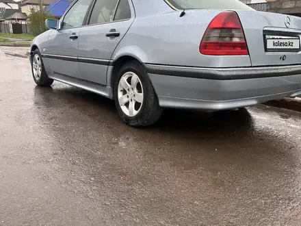 Mercedes-Benz C 200 1993 года за 2 000 000 тг. в Астана – фото 5