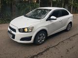 Chevrolet Aveo 2014 года за 2 900 000 тг. в Алматы – фото 3
