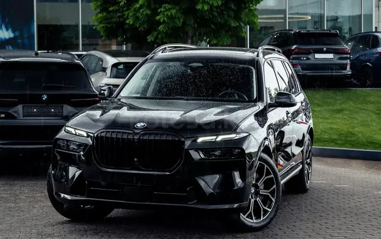 BMW X7 2023 года за 49 900 000 тг. в Астана