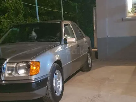 Mercedes-Benz E 230 1991 года за 1 500 000 тг. в Шымкент – фото 10