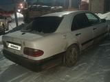 Mercedes-Benz E 230 1996 годаүшін1 550 000 тг. в Астана – фото 3