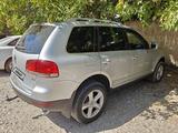 Volkswagen Touareg 2007 года за 4 000 000 тг. в Шымкент – фото 4
