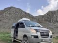 Hyundai Starex 2006 года за 6 000 000 тг. в Жанаозен – фото 2