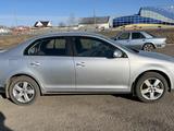 Volkswagen Jetta 2006 годаүшін5 600 000 тг. в Петропавловск – фото 2