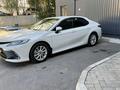 Toyota Camry 2023 года за 17 700 000 тг. в Алматы – фото 3