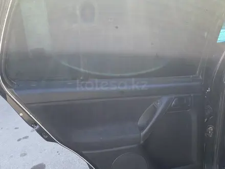 Volkswagen Golf 1993 года за 900 000 тг. в Алматы – фото 22