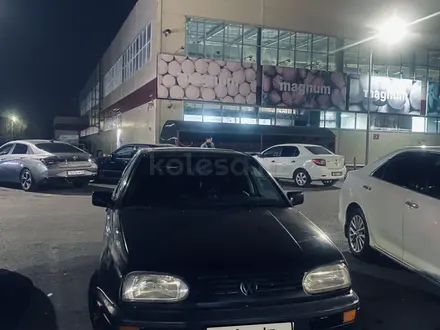 Volkswagen Golf 1993 года за 900 000 тг. в Алматы – фото 4
