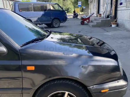 Volkswagen Golf 1993 года за 900 000 тг. в Алматы – фото 13