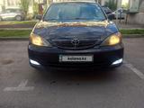 Toyota Camry 2001 года за 4 700 000 тг. в Алматы – фото 2