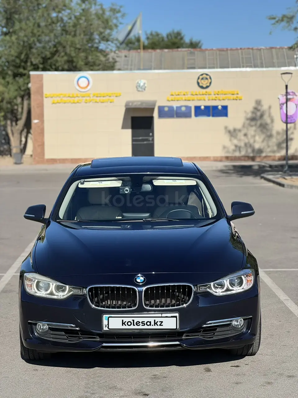BMW 3 Series, 2011
