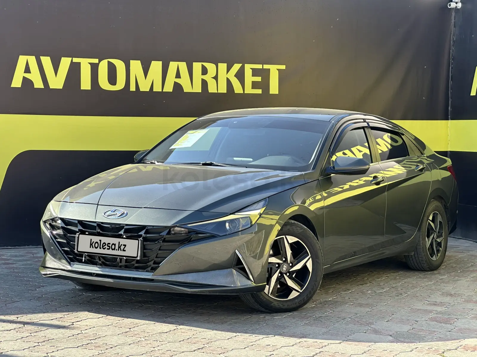 Hyundai Elantra, 2021