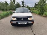 Volkswagen Golf 1992 годаүшін1 930 000 тг. в Усть-Каменогорск – фото 4