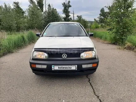 Volkswagen Golf 1992 года за 1 890 000 тг. в Усть-Каменогорск – фото 2