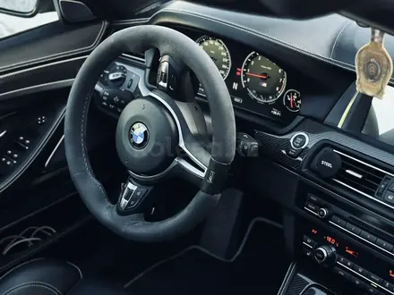 BMW M5 2016 года за 40 000 000 тг. в Алматы – фото 22
