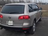 Volkswagen Touareg 2004 года за 5 700 000 тг. в Петропавловск – фото 3
