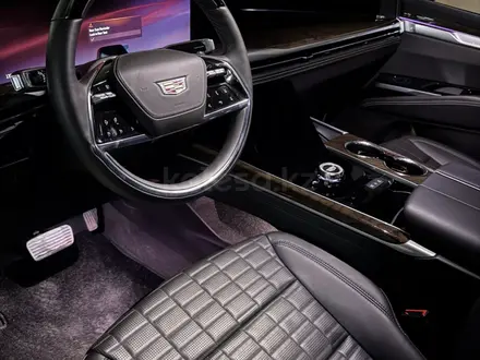 Cadillac Escalade 2025 года за 77 000 000 тг. в Алматы – фото 12