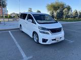 Toyota Vellfire 2011 года за 4 350 000 тг. в Алматы – фото 3