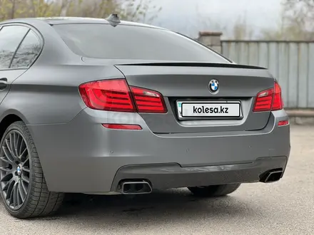 BMW 550 2011 года за 13 000 000 тг. в Алматы – фото 14