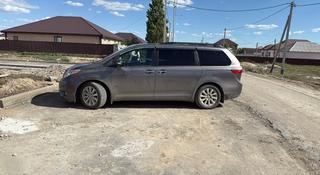 Toyota Sienna 2015 годаүшін9 500 000 тг. в Атырау
