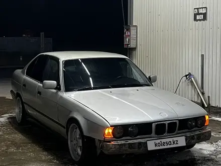 BMW 528 1993 года за 2 100 000 тг. в Алматы – фото 3