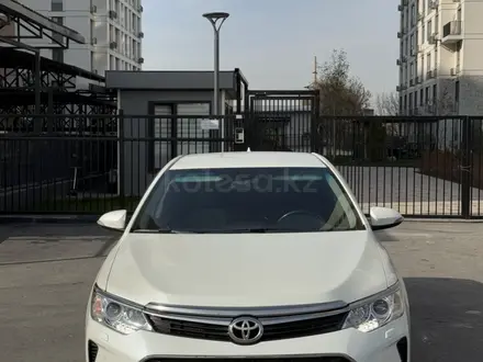 Toyota Camry 2017 года за 12 700 000 тг. в Шымкент