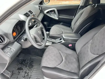 Toyota RAV4 2012 года за 8 550 000 тг. в Караганда – фото 20