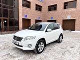 Toyota RAV4 2012 годаfor8 550 000 тг. в Караганда