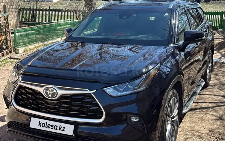 Toyota Highlander 2021 годаүшін21 000 000 тг. в Астана