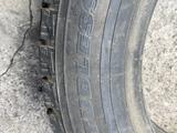 Всесезонная резина Yokohama 215/60R16 1штfor3 000 тг. в Алматы