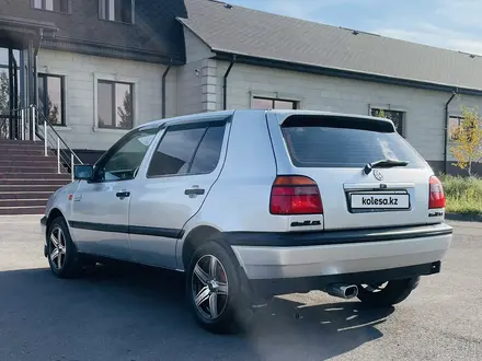 Volkswagen Golf 1994 года за 2 350 000 тг. в Караганда – фото 9