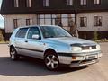 Volkswagen Golf 1994 годаүшін2 350 000 тг. в Караганда