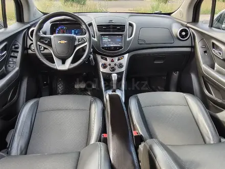 Chevrolet Tracker 2015 года за 5 800 000 тг. в Караганда – фото 17