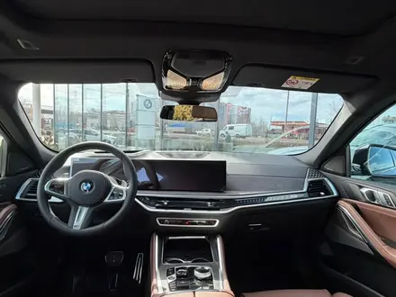 BMW X6 XDrive 40i 2025 года за 74 127 000 тг. в Актау – фото 6