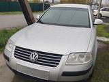 Volkswagen Passat 2005 года за 2 550 000 тг. в Астана – фото 3