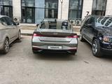 Hyundai Elantra 2021 годаүшін8 500 000 тг. в Астана – фото 3
