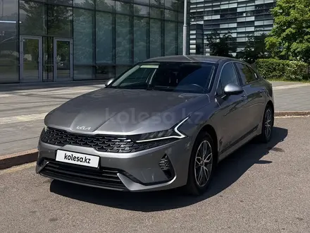 Kia K5 2022 года за 11 111 111 тг. в Алматы