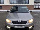 Skoda Octavia 2013 года за 3 000 000 тг. в Уральск – фото 2