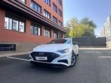 Hyundai Sonata 2022 года за 10 800 000 тг. в Алматы