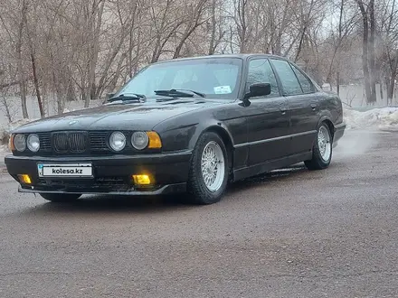 BMW 520 1991 года за 1 400 000 тг. в Астана – фото 2