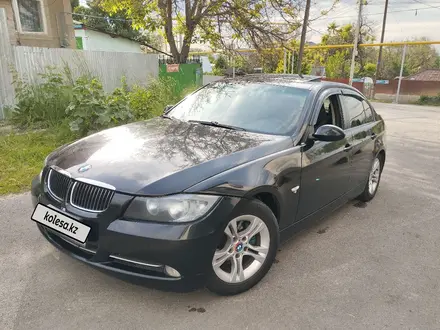 BMW 330 2007 года за 5 000 000 тг. в Алматы – фото 2